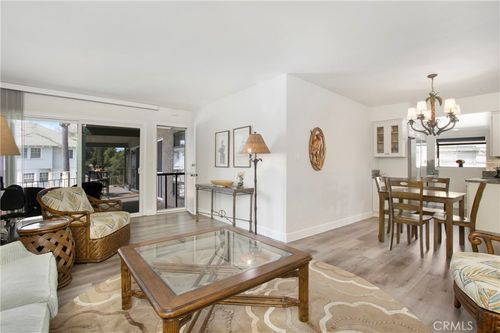 apt-4-201 Ocean Ave, Seal Beach, CA, 90740-6045 | Card Image
