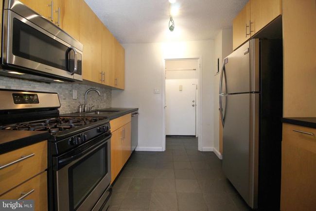 APT-425 - 2500 N Van Dorn St, Condo with 2 bedrooms, 2 bathrooms and null parking in ALEXANDRIA VA | Image 7