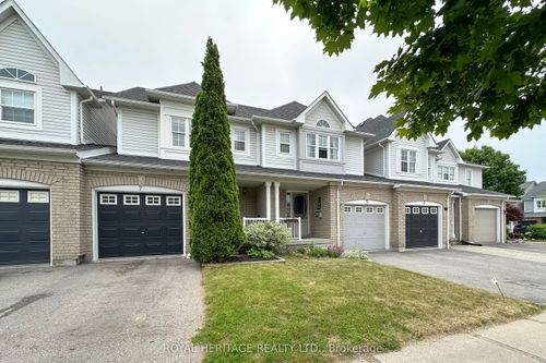 7 Fawcett Ave, Whitby, ON, L1R2Z4 | Card Image