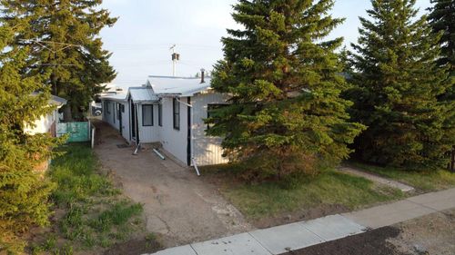 305 2 Avenue E, Hanna, AB, T0J1P0 | Card Image