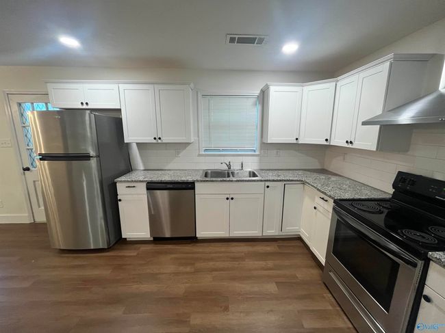501 Carol St Nw, House other with 3 bedrooms, 2 bathrooms and null parking in Hartselle AL | Image 11