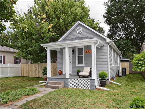 519 C St, Lincoln, NE, 68502-1045 | Card Image