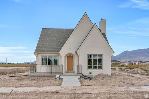 147-9 W Stillwater St, Vineyard, UT, 84059-2716 | Card Image