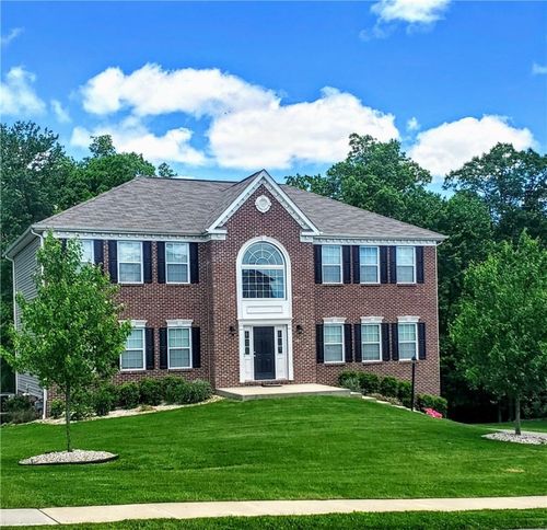 123 Naughton Cir, Evans City, PA, 16033-7742 | Card Image