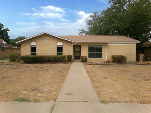 1421 Guildford St, Garland, TX, 75044-7609 | Card Image