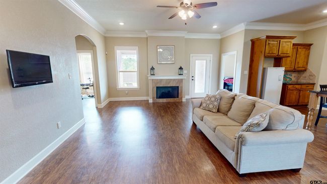 1005 Crescent Hill Ct, House other with 4 bedrooms, 2 bathrooms and null parking in Bullard TX | Image 4