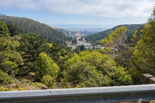 2247 Tunnel Road, Oakland, CA, 94611 | Card Image