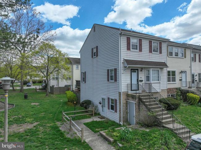 1701 W Bancroft Ln, Townhouse with 2 bedrooms, 1 bathrooms and null parking in CROFTON MD | Image 5