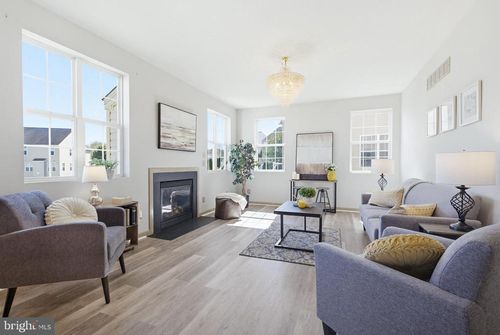 292 Kentshire Dr, LANCASTER, PA, 17603-8851 | Card Image