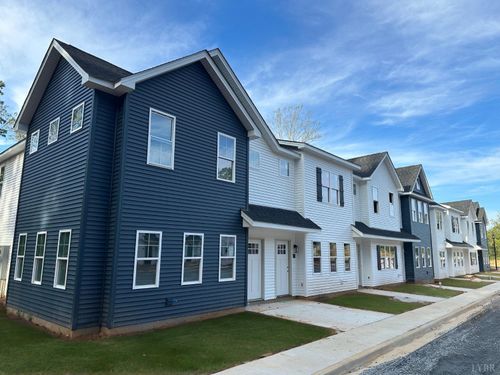 701-110 Aaron Place, Lynchburg, VA, 24502 | Card Image