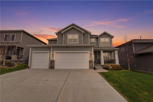 12573 S Sunray Dr, Olathe, KS, 66061-5969 | Card Image