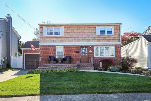 254 N Nassau Ave, North Massapequa, NY, 11758-3219 | Card Image