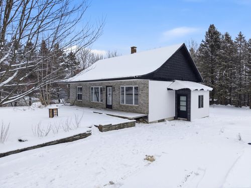 80 Ch Des Trois-Lacs, Val-Des-Sources, QC, J1T3M7 | Card Image