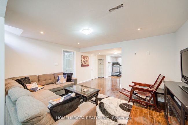 107 Geddington Cres, House other with 5 bedrooms, 5 bathrooms and 2 parking in Markham ON | Image 44