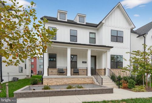 6917 Silver Linden St, BETHESDA, MD, 20817-1576 | Card Image