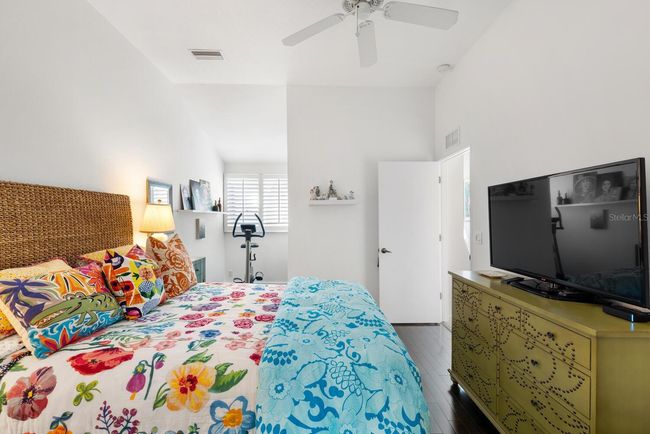 APT-3 - 200 Cocoanut Ave, Townhouse with 2 bedrooms, 3 bathrooms and null parking in Sarasota FL | Image 26