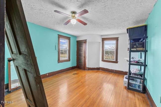 104 Maple St, House other with 5 bedrooms, 3 bathrooms and null parking in Glade Spring VA | Image 31