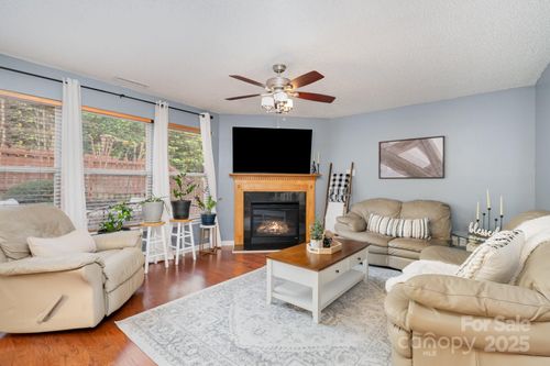 2005 Dunsmore Ln, Waxhaw, NC, 28173-8097 | Card Image