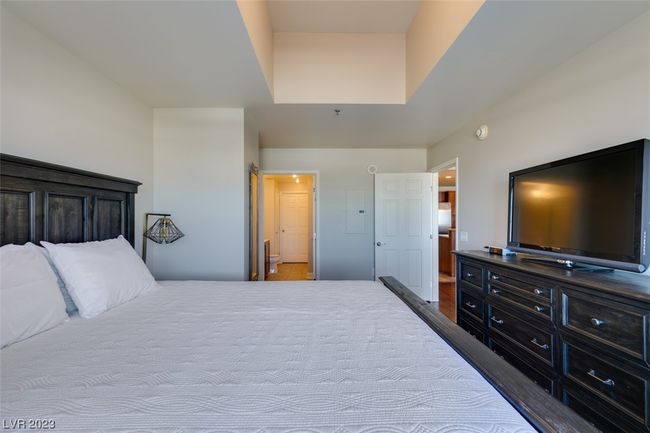 UNIT-1618 - 150 Las Vegas Blvd N, Condo with 1 bedrooms, 2 bathrooms and null parking in Las Vegas NV | Image 23