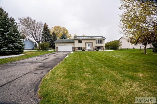4120 E 230 N, Rigby, ID, 83442-5707 | Card Image