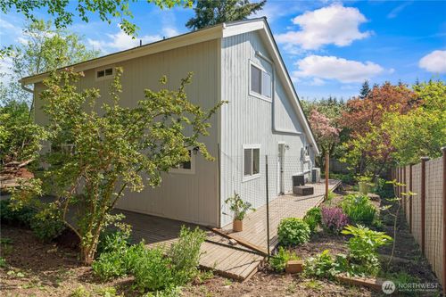 9624 Sw Gorsuch Rd, Vashon, WA, 98070-4908 | Card Image
