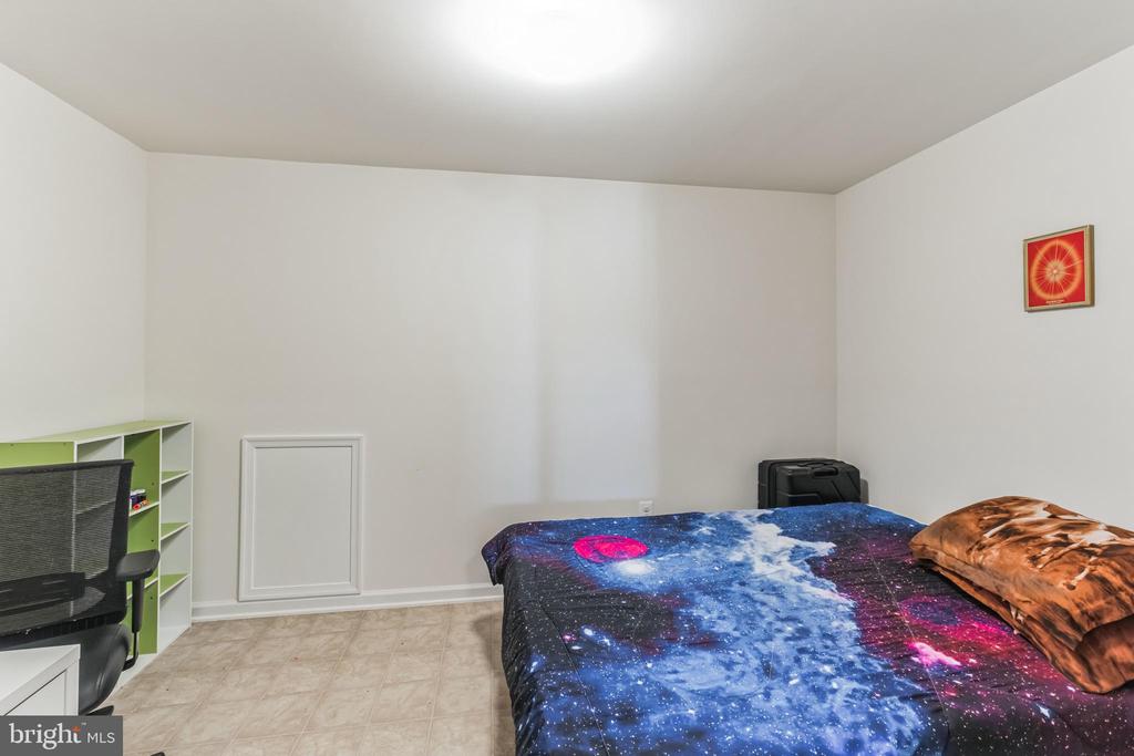 Residential Lease in ALDIE 5