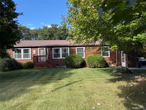 9302 Arbela Rd, Millington, MI, 48746-9578 | Card Image