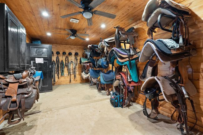 4574 Masch Branch Rd, Home with 3 bedrooms, 3 bathrooms and null parking in Krum TX | Image 36