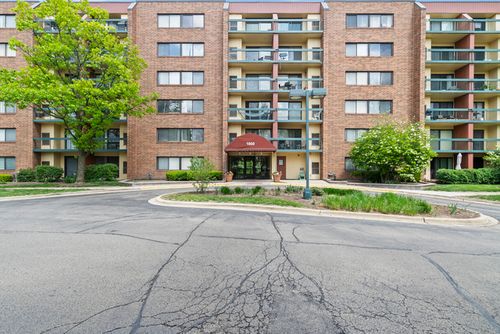 307-1800 Huntington Blvd, Hoffman Estates, IL, 60169-6741 | Card Image