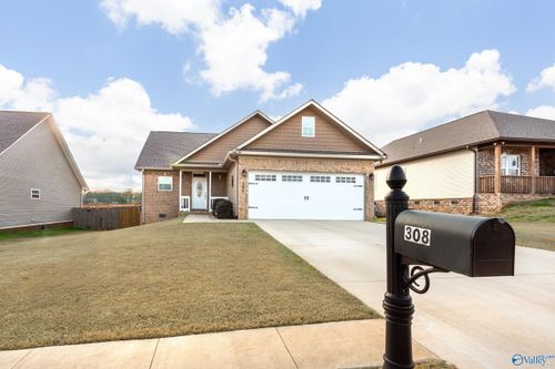 308 Taylors Farm Dr, LINCOLN, AL, 35096-5312 | Card Image
