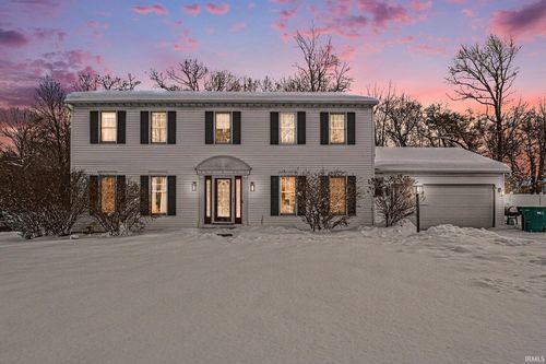 51170 Whitewater Ln, South Bend, IN, 46628-9521 | Card Image