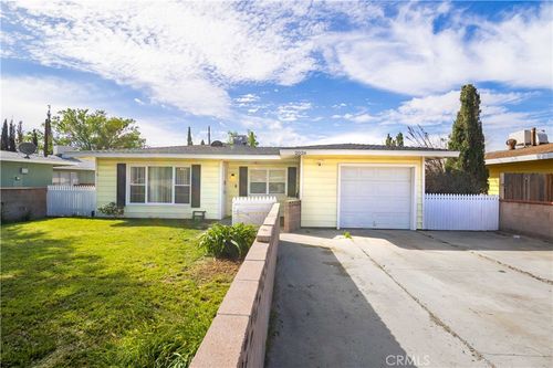 2026 Shasta St, Mojave, CA, 93501-1745 | Card Image