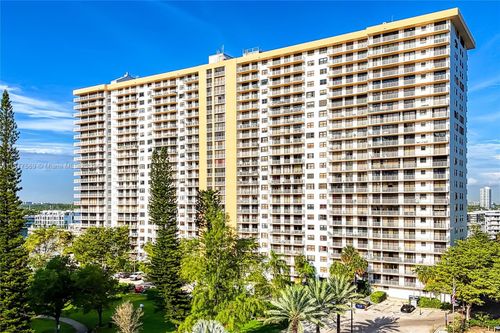 apt-1709-290 174th St, Sunny Isles Beach, FL, 33160-3254 | Card Image