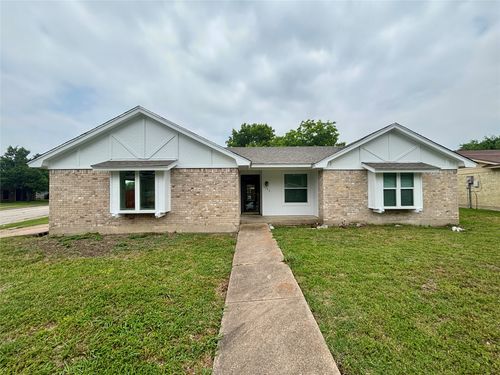 1153 Tracy Ln, Lancaster, TX, 75134-3011 | Card Image