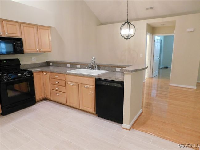 7351 Norwood Pond Pl, Condo with 2 bedrooms, 2 bathrooms and null parking in Midlothian VA | Image 8