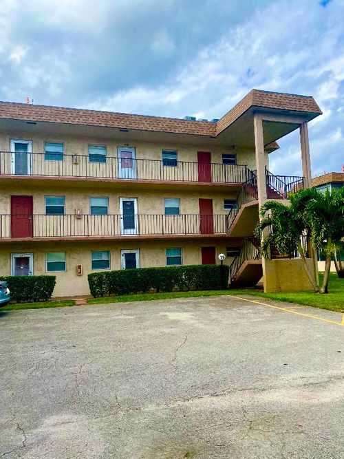 307-719 Lori Dr, Palm Springs, FL, 33461-1289 | Card Image