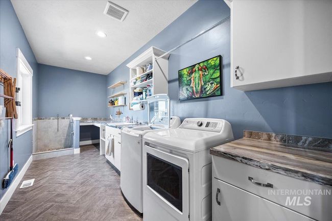 5886 Whispering Hills Dr, House other with 4 bedrooms, 3 bathrooms and 4 parking in Marsing ID | Image 19