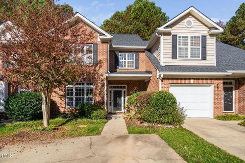2106 White Pond Ct, Apex, NC, 27523-6252 | Card Image