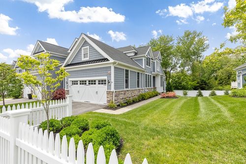 10-10 Benjamin Ln, Scituate, MA, 02066-1056 | Card Image