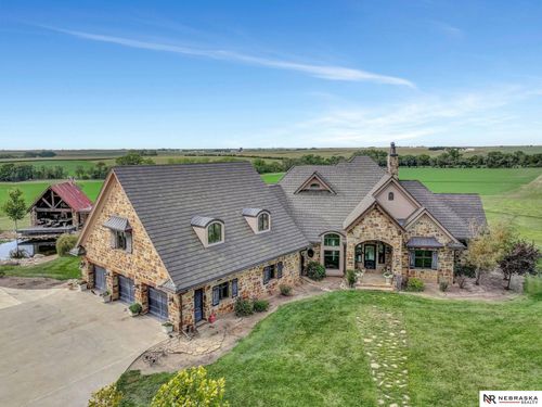 8148 W Cherry Rd, De Witt, NE, 68341-4207 | Card Image