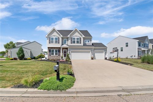 4383 Chevron Cir Sw, Massillon, OH, 44646-9680 | Card Image