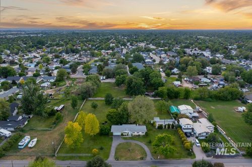 2661 N Dalton Ln, Boise, ID, 83704-5518 | Card Image