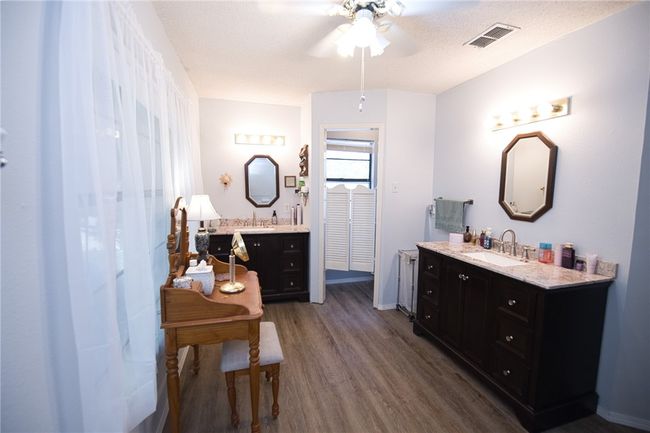 Upstairs Retreat | Image 27