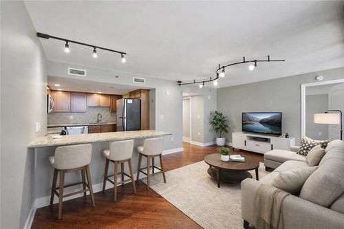 apt-1603-600 Admiral Blvd, Kansas City, MO, 64106-1577 | Card Image