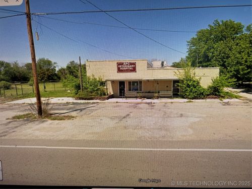 13111 11th St, Tulsa, OK, 74108-2523 | Card Image