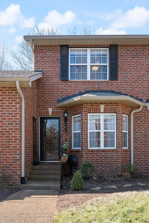 1007 Cashmere Dr, Thompsons Station, TN, 37179-5374 | Card Image