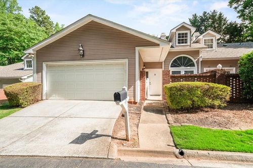 2938 Crosswycke Forest Dr Ne, Brookhaven, GA, 30319-2870 | Card Image
