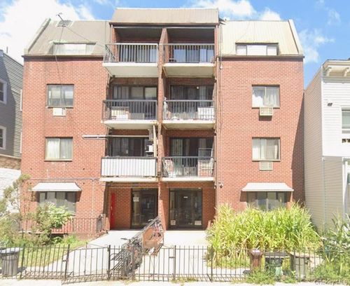 1b-5861 44th Avenue, New York, NY, 11377 | Card Image