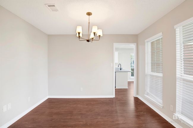 Dining Area | Image 17