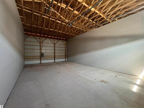 6819 M 37, Kingsley, MI, 49649-9717 | Card Image